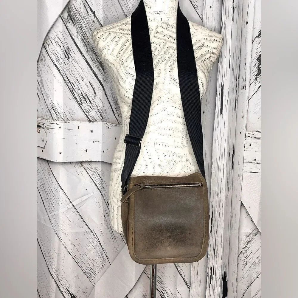 Kenneth Cole New York Messenger Bag Italy